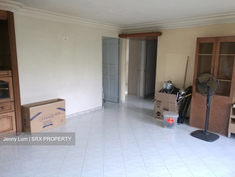 Hougang Avenue 8 thumbnail photo